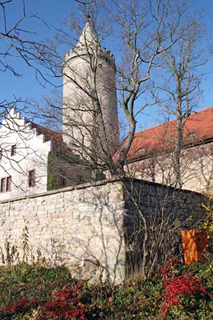 Leuchtenburg im Herbst